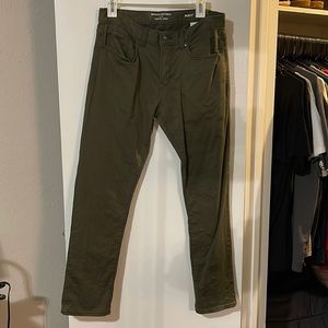 Men’s banana republic traveler jeans/pants